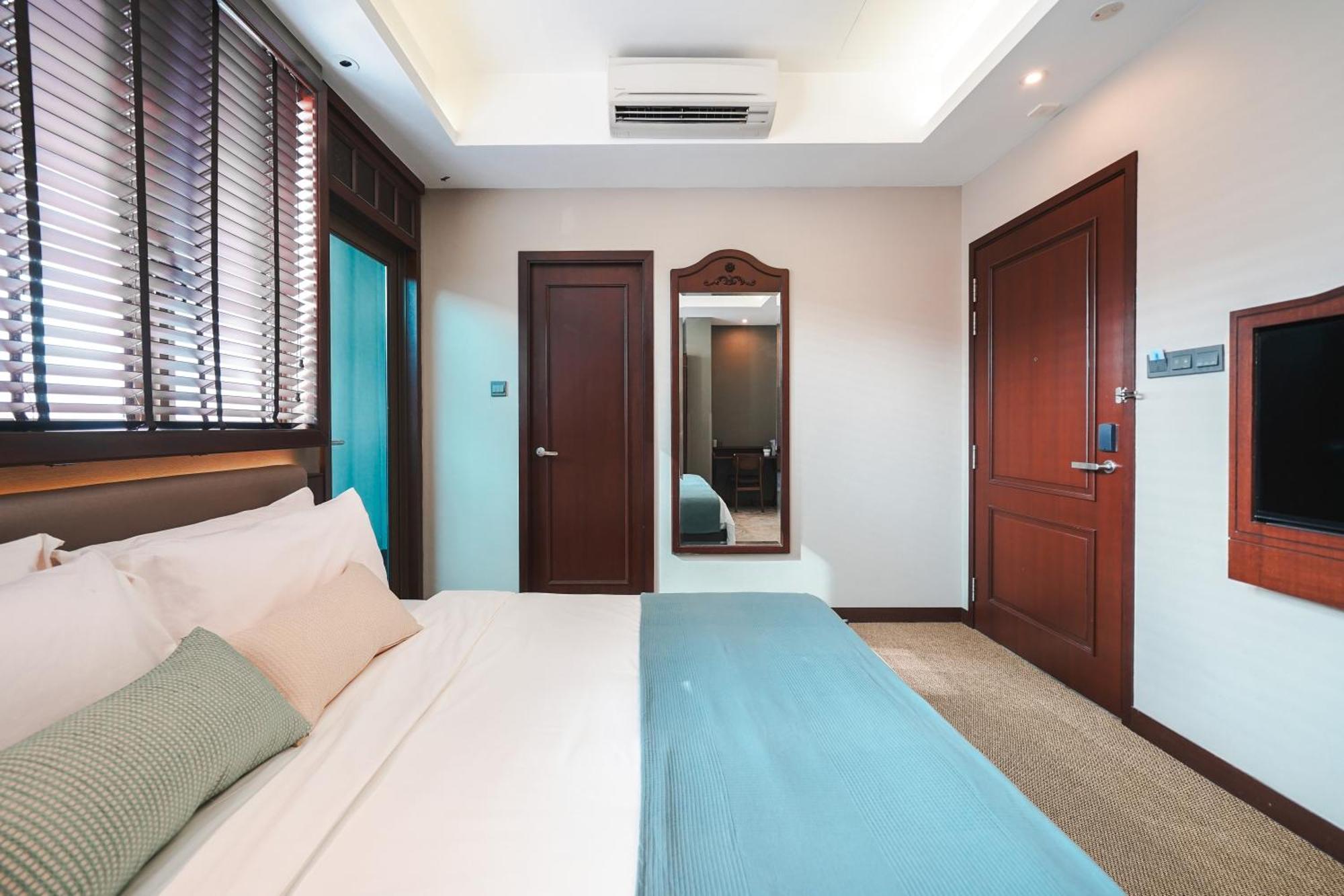 Stories Joo Chiat, A Hotel By Cove - Paya Lebar, Singapore - Newly Renovated Екстериор снимка